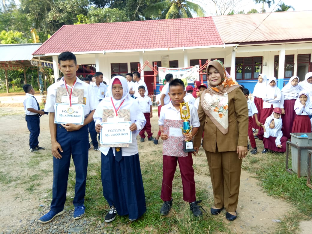 SISWA SLB AISYIYAH SIJUNJUNG JUARA I LARI 100 M PUTRA, JUARA I BOCCE DAN JUARA I MENDONGENG TINGKAT PROVINSI 2019